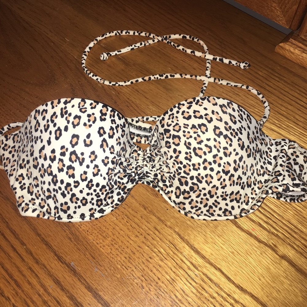 Victoria’s Secret bikini top